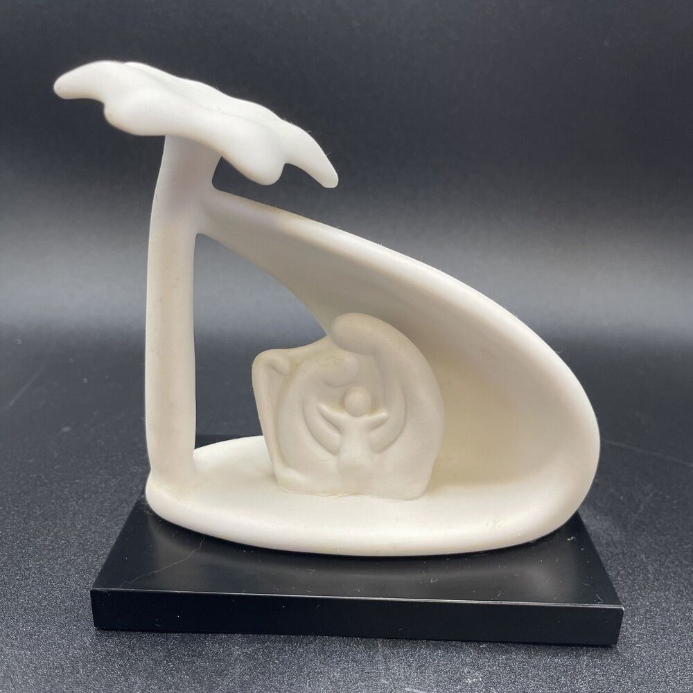 Francesco Pinton Signed White porcelain Nativity Scene with palm 5.1”, Italy